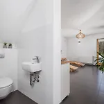 & Kozji Vrh * Cabar