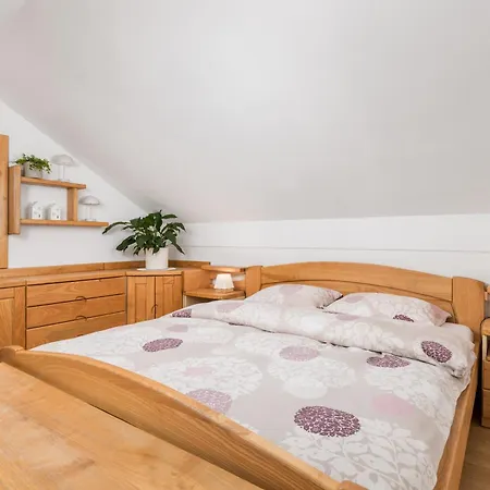 & Kozji Vrh Ferienhaus