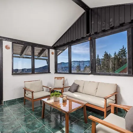 Holiday home & Kozji Vrh Cabar