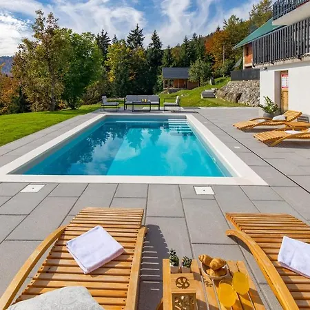 Holiday home & Kozji Vrh *