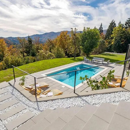 Holiday home & Kozji Vrh Cabar