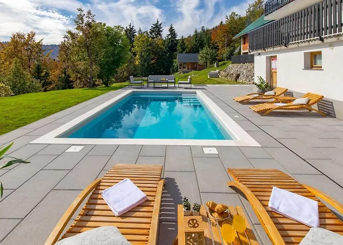 Feriehus & Kozji Vrh *